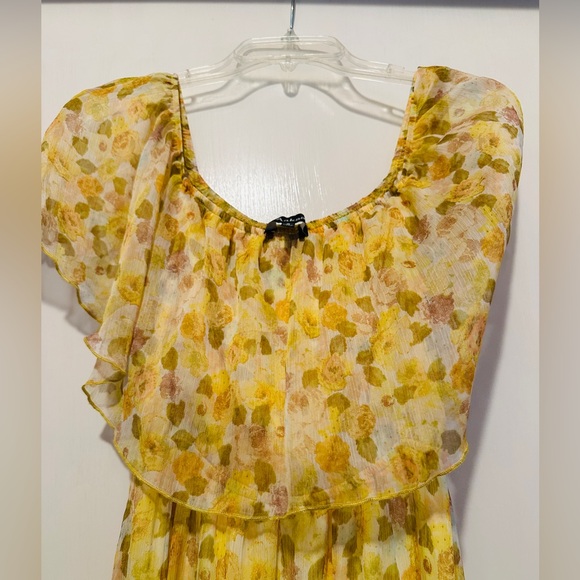 Aakaa Floral Ruffle Maxi Dress - Picture 3 of 7